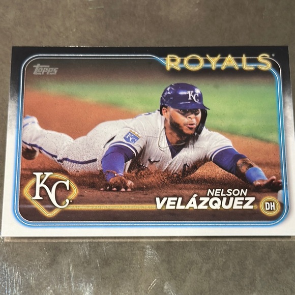 Topps Blue and White Accents Baseball Card Nelson Velaquez - Picture 1 of 1